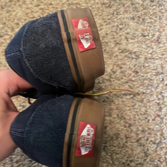 Size 6.5 vans - Picture 3 of 5